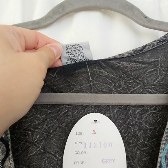 Shoreline Wear Embroidered Kimono Duster Pop Over S Boho Peasant Festival NWT - Picture 6 of 11